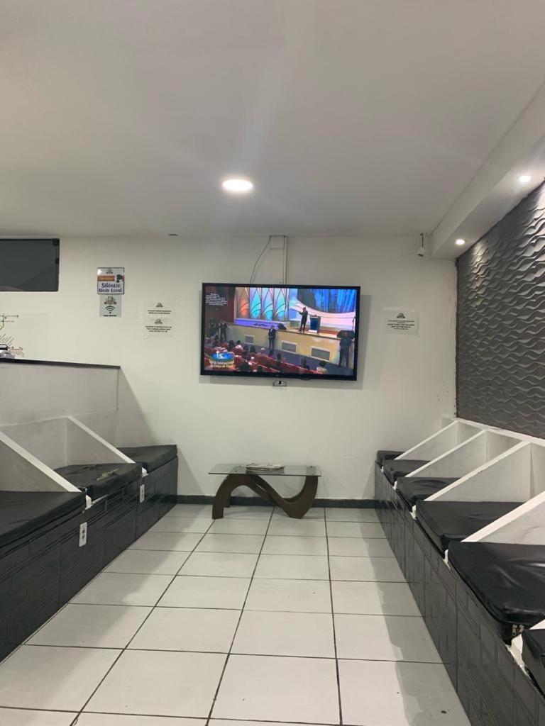 Estacao Hostel - Em Frente Ao Metro Sao Paulo Bagian luar foto